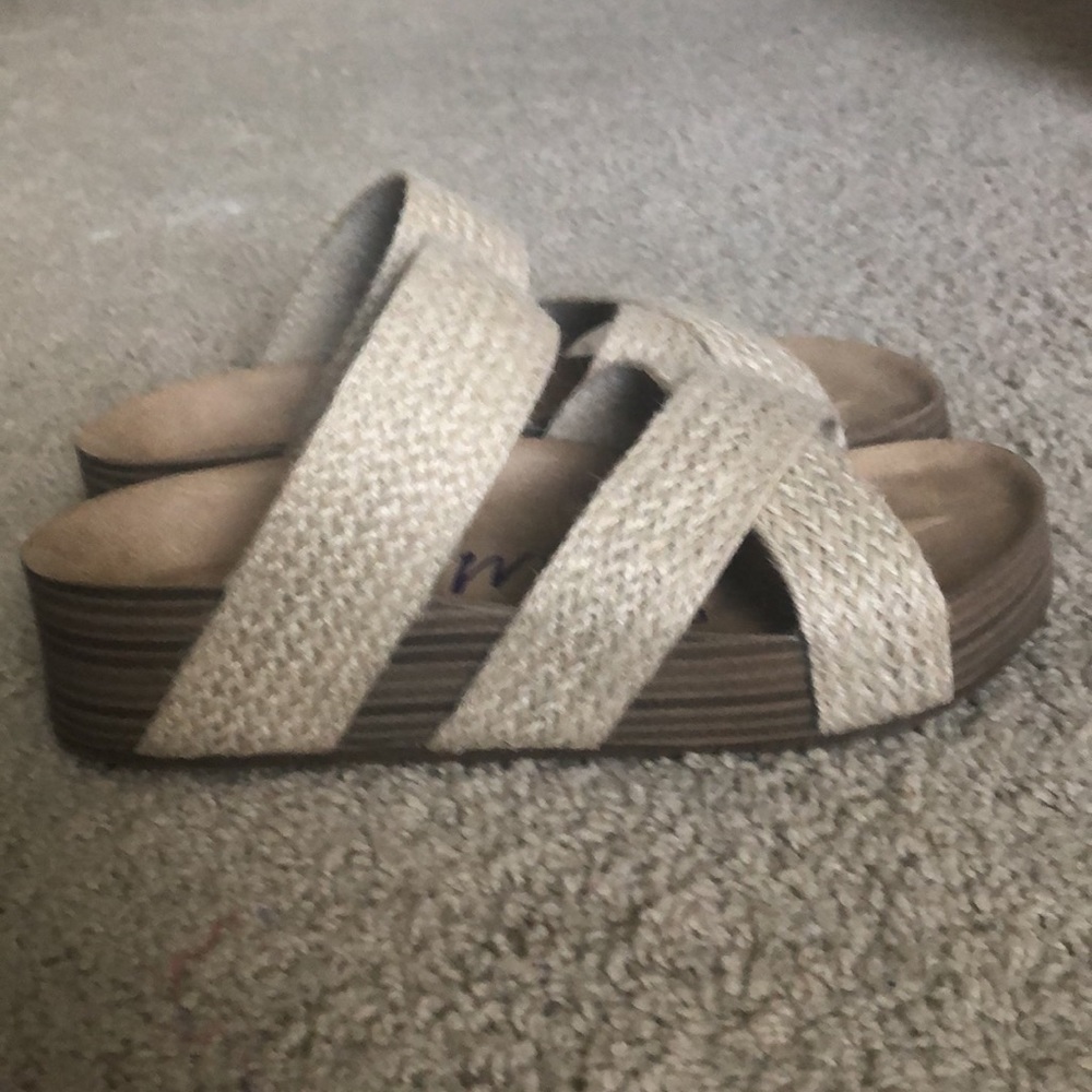 NWOT Blowfish Malibu Rope Platform Wedge Slides